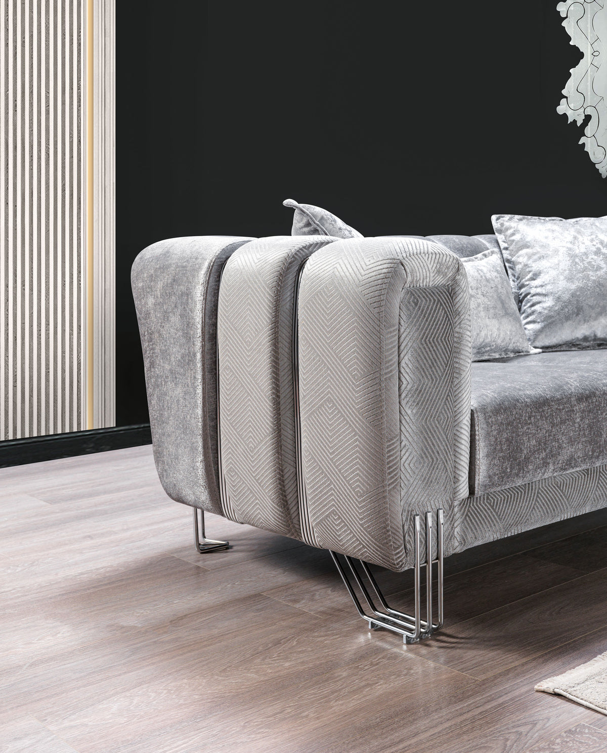 Santana Silver Velvet Loveseat